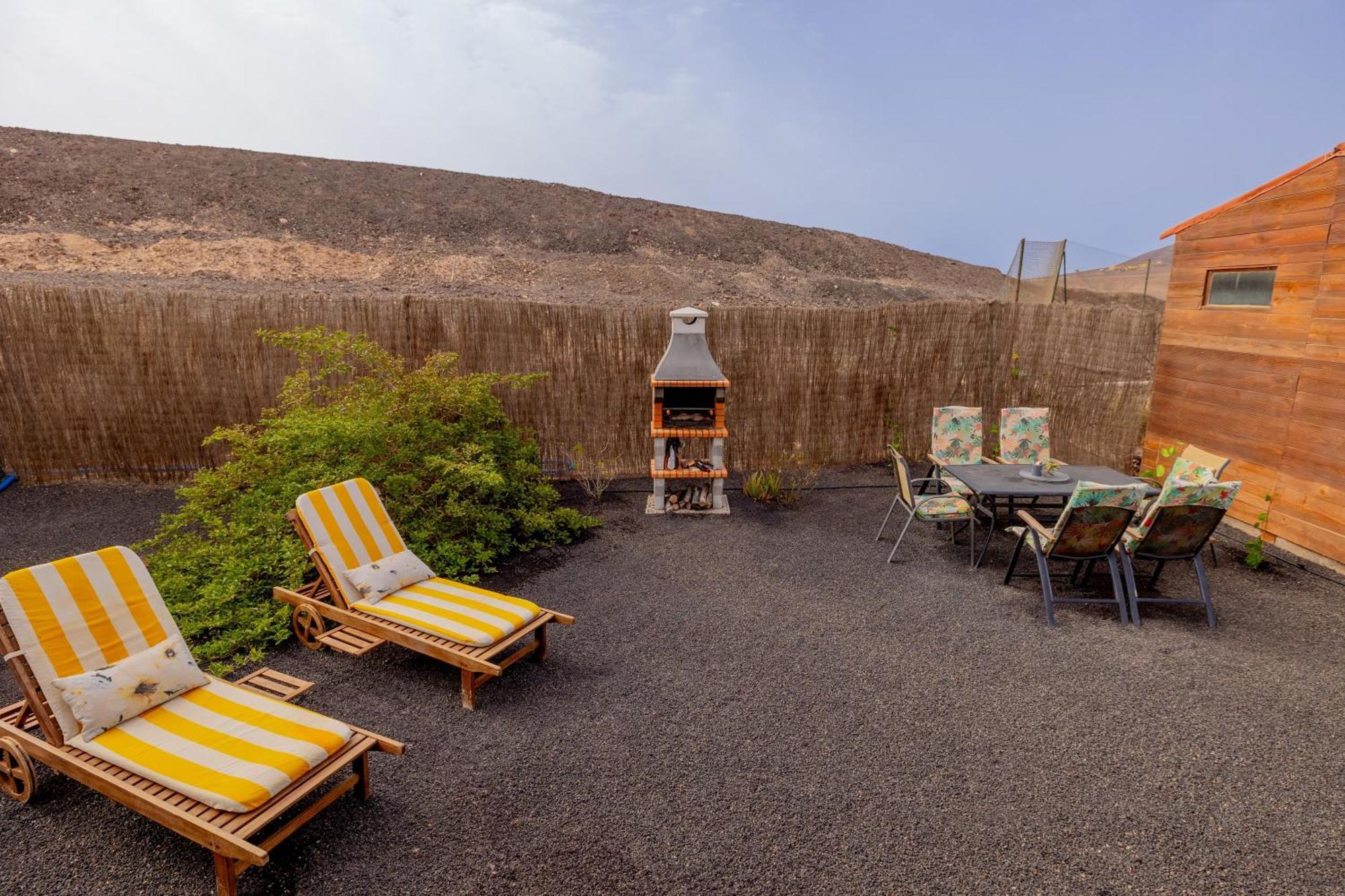 Casa Amaya - Spacious House With Pool, Large Garden, Bbq, 2 Terraces, And Ideal Location * El Charco (Las Palmas)